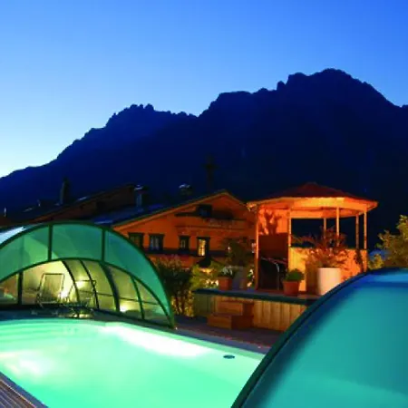 Hotel Schnapsbrennhotel Stockinggut 3*
