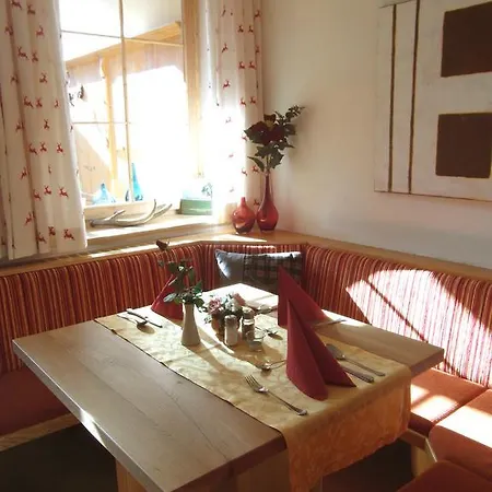 Schnapsbrennhotel Stockinggut Hotel Leogang