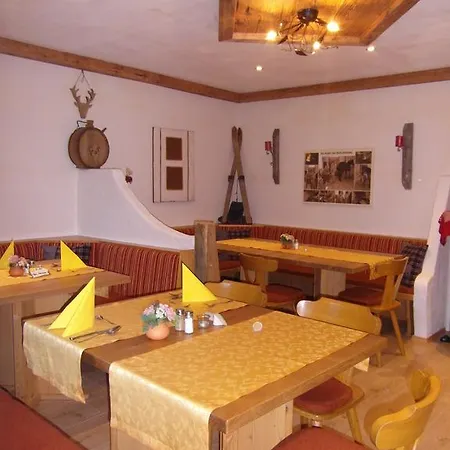 Schnapsbrennhotel Stockinggut Leogang
