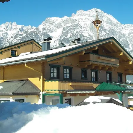 Schnapsbrennhotel Stockinggut Leogang
